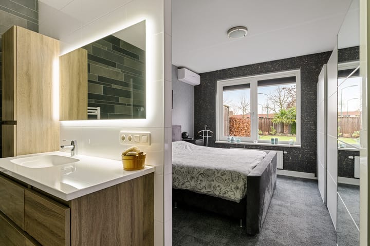 Foto 24 van Knopkruid 19