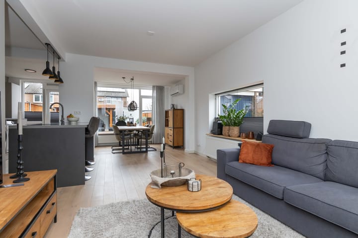 Foto 10 van Ruysdaelstraat 63