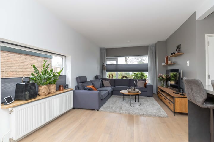 Foto 11 van Ruysdaelstraat 63