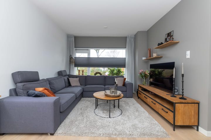 Foto 12 van Ruysdaelstraat 63