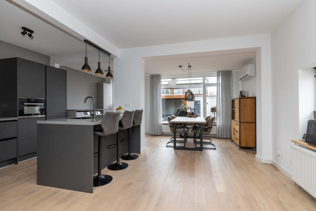 Photo 13 of Ruysdaelstraat 63