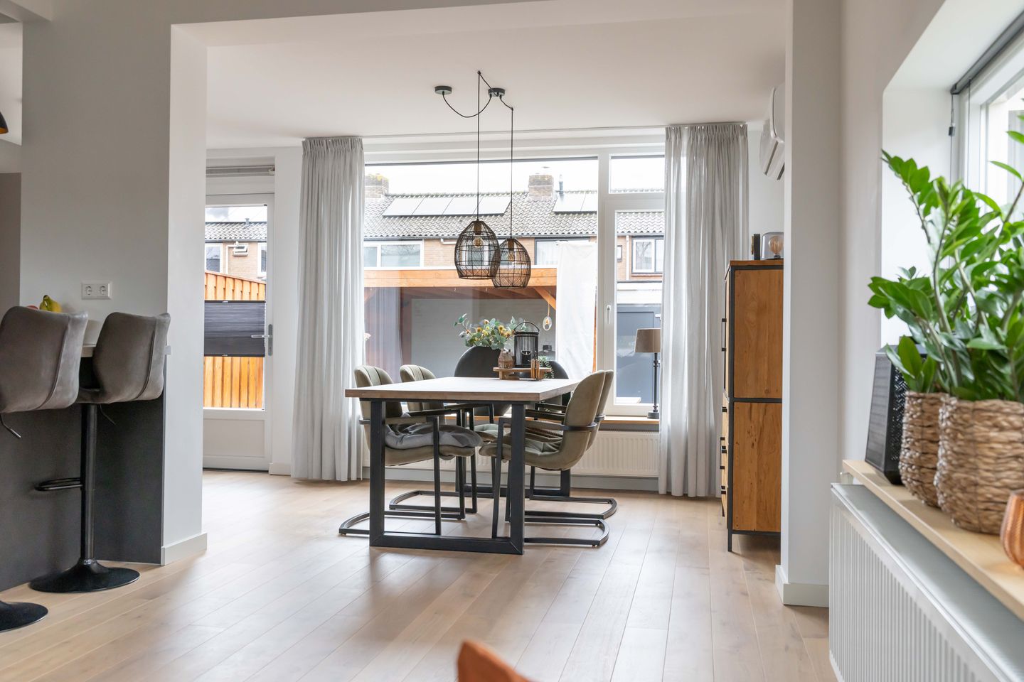 Photo 20 of Ruysdaelstraat 63