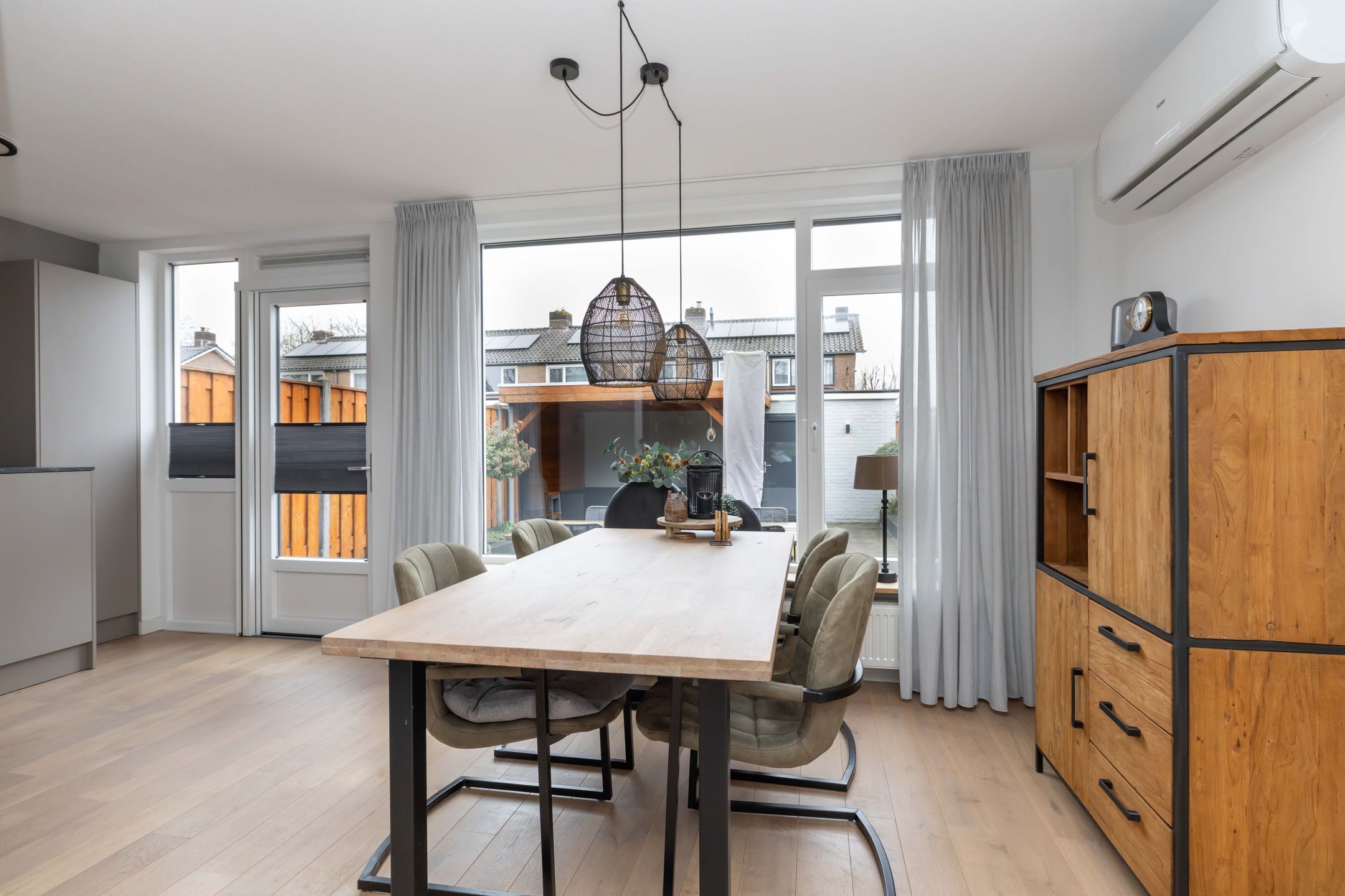 Photo 21 of Ruysdaelstraat 63