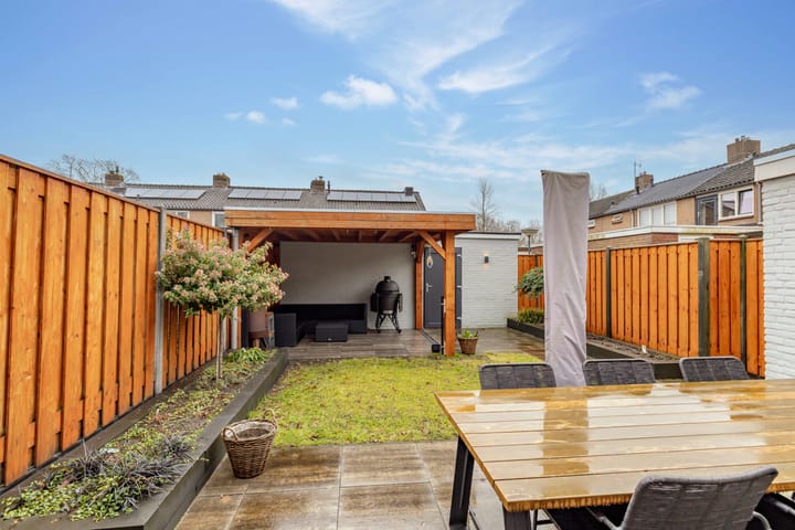 Foto 41 van Ruysdaelstraat 63