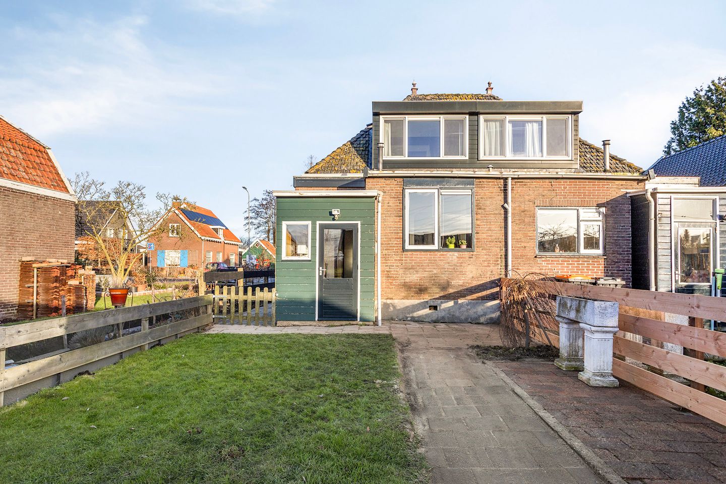 Photo 25 of Zuideinde 160