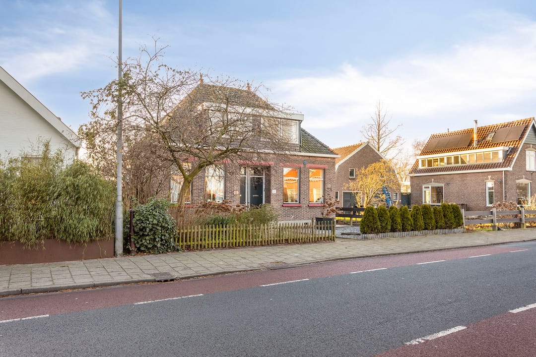 Photo 37 of Zuideinde 160