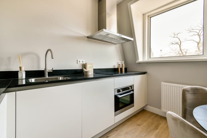 Foto 10 van Archimedesweg 56-2