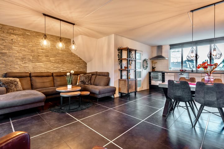 Photo 2 of Tjalk 33 39