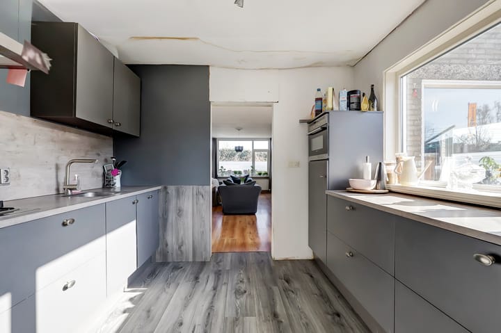 Photo 13 of Parallelweg SS 106