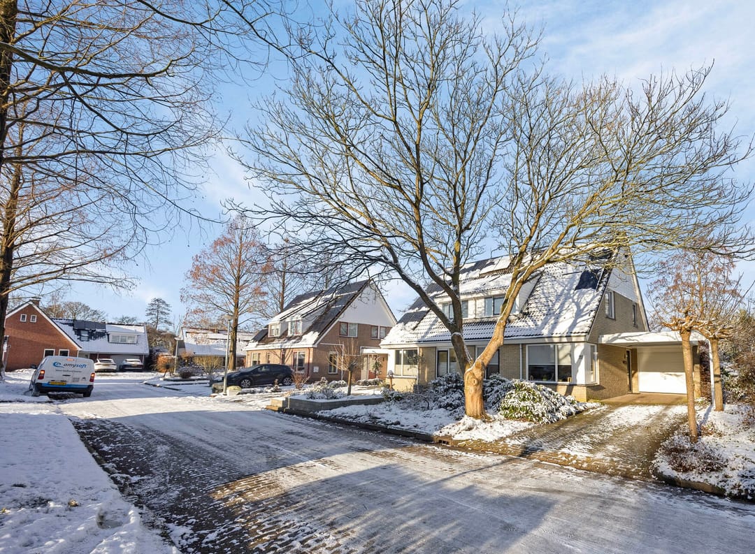 Photo 37 of Vallaat 25