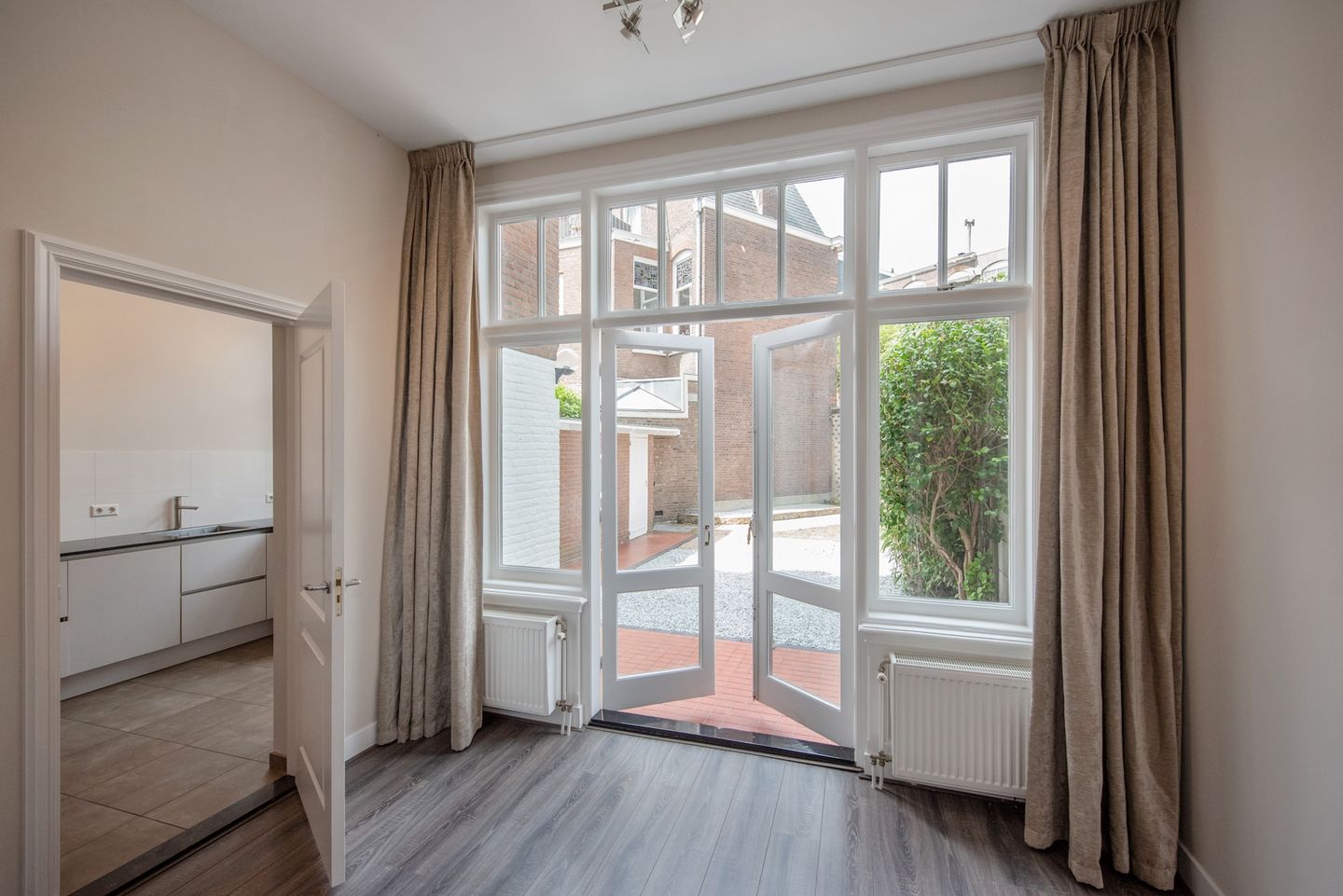 Photo 20 of Valkenboslaan 33