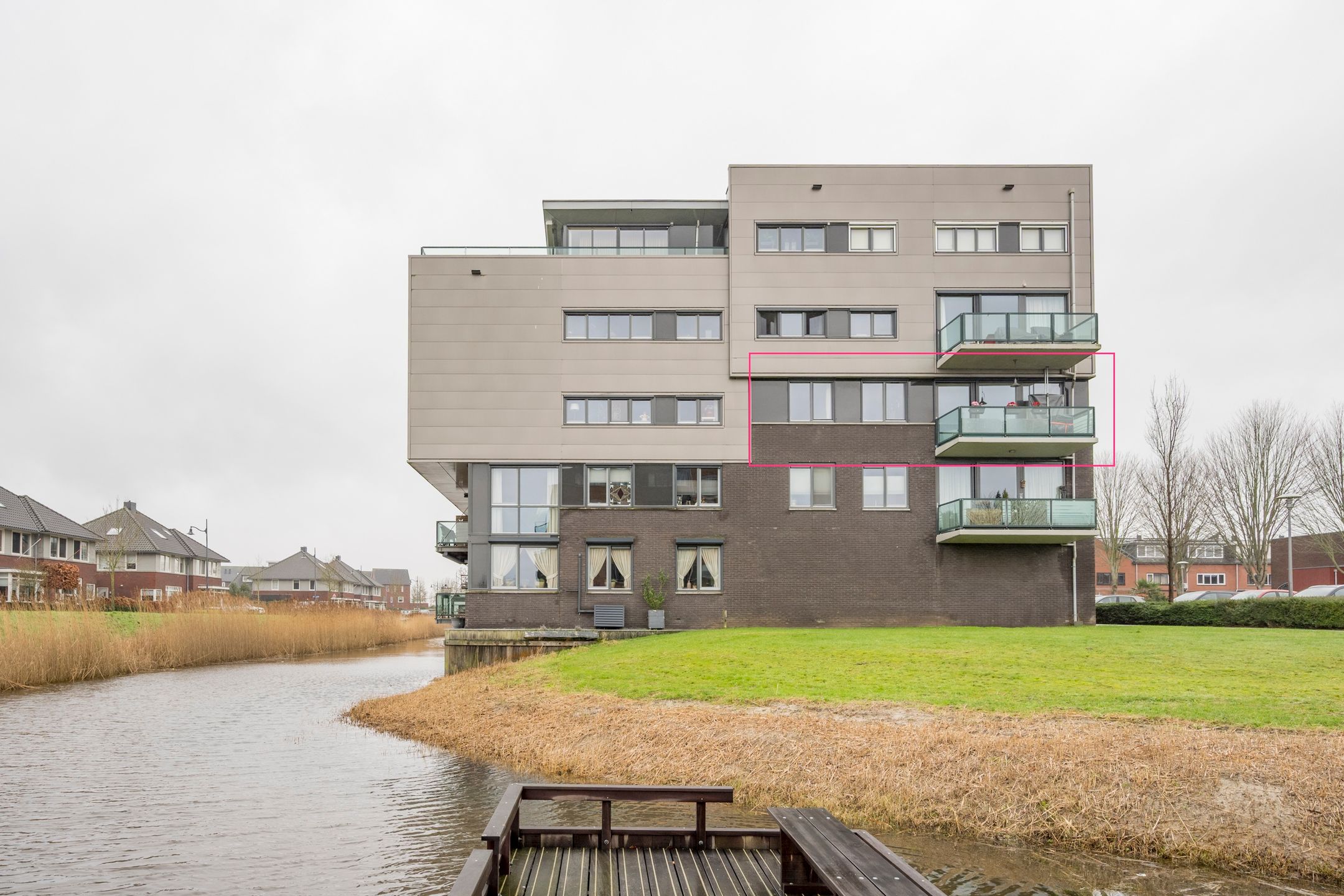 Buying a house in The Netherlands., Kombuis 93