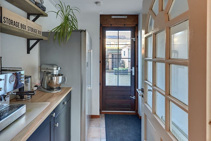 Foto 9 van Alberdingk Thijmlaan 49