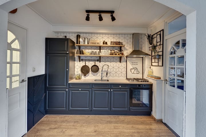 Foto 12 van Alberdingk Thijmlaan 49