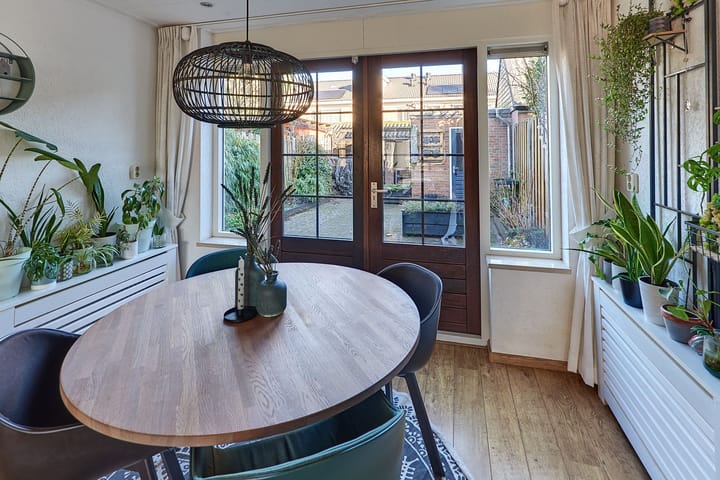 Foto 20 van Alberdingk Thijmlaan 49