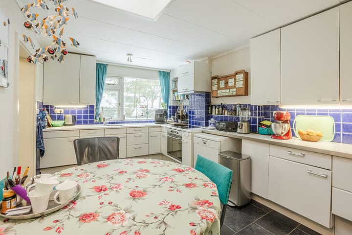 Foto 15 van Parallelweg 96