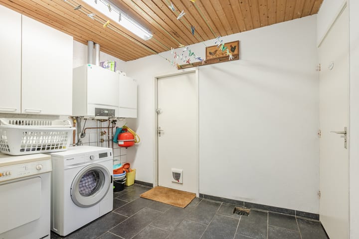 Foto 21 van Parallelweg 96