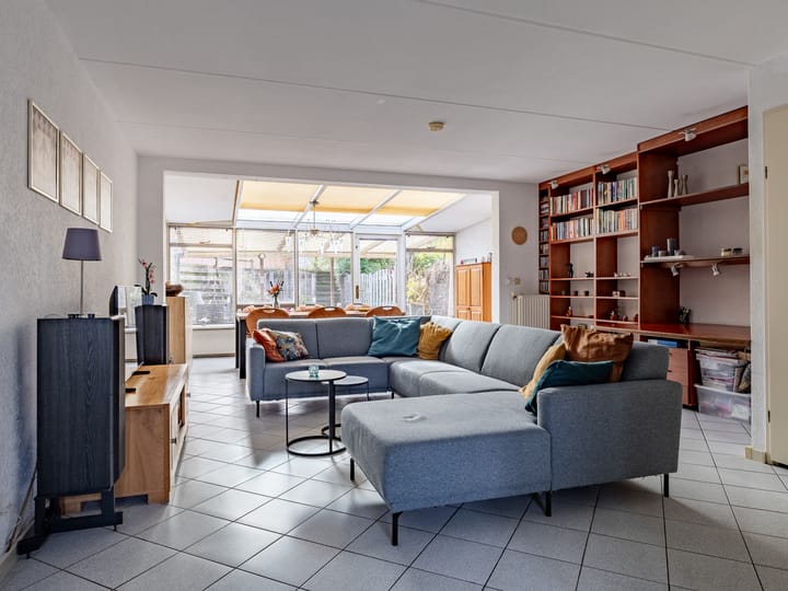 Foto 2 van Lomeijerplein 4