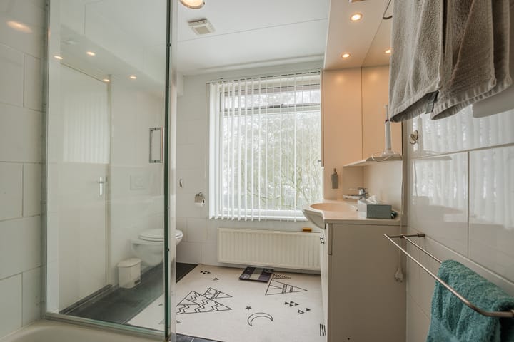 Foto 46 van Parallelweg 96