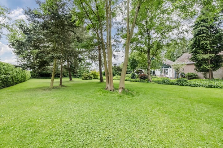 Foto 59 van Parallelweg 96