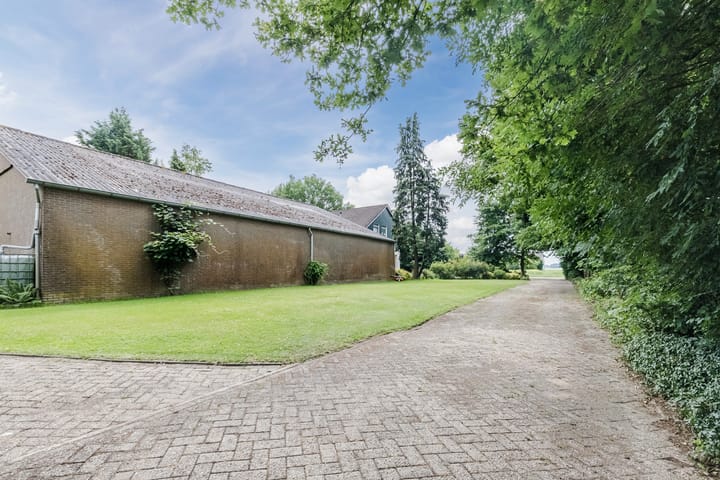 Foto 76 van Parallelweg 96