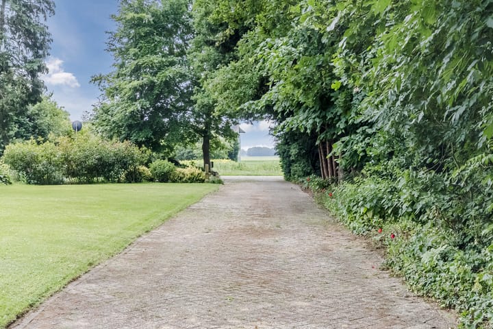 Foto 77 van Parallelweg 96