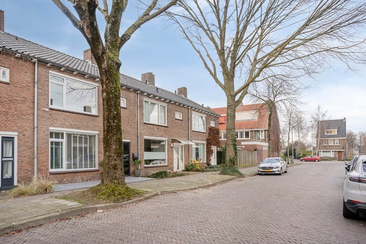 Foto 6 van Fluwijnstraat 3