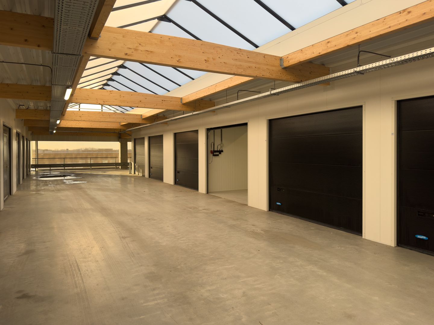 Bekijk foto 4 van Industrieweg 69-169