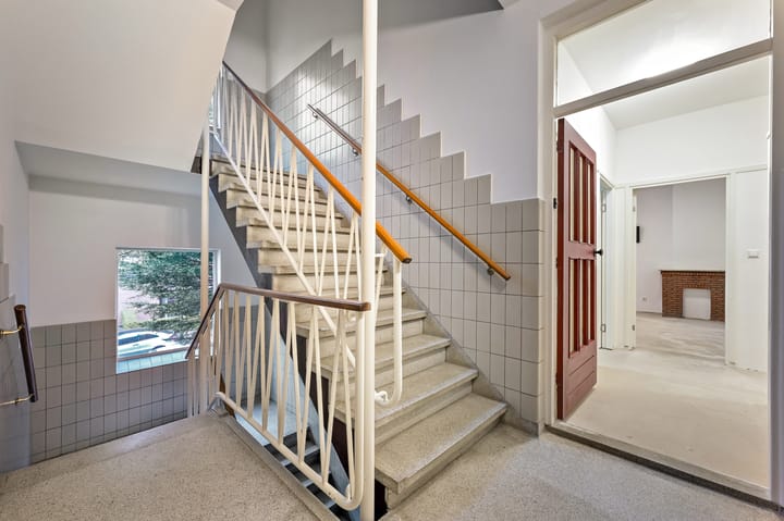 Photo 11 of Wilhelminastraat 93