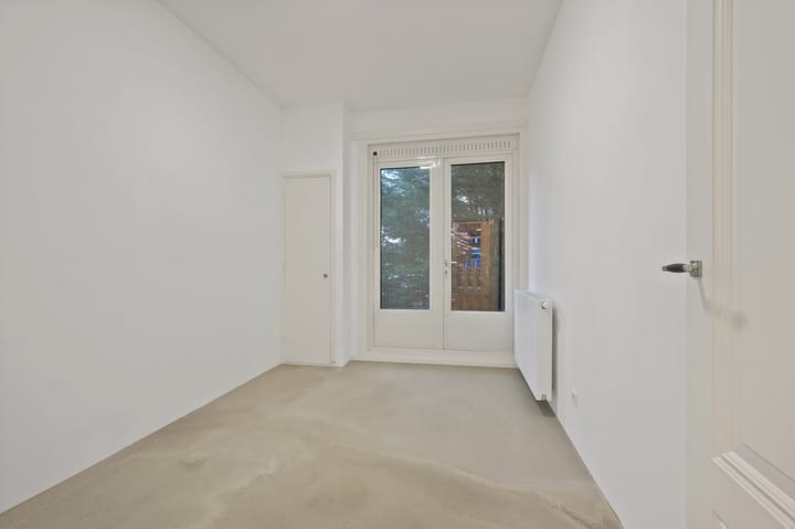 Photo 26 of Wilhelminastraat 93