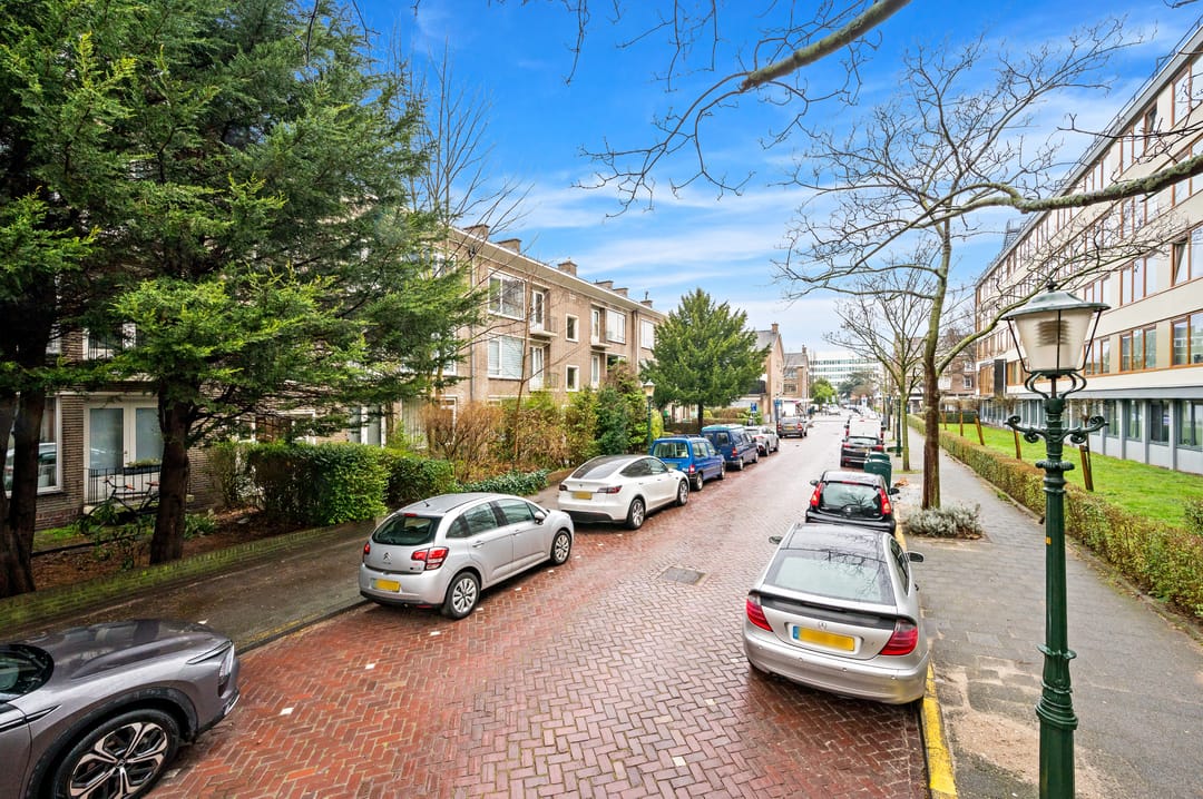 Photo 32 of Wilhelminastraat 93