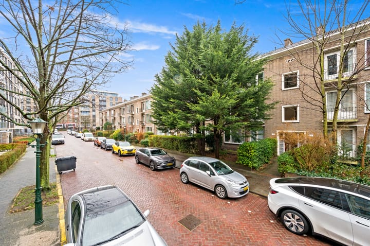 Photo 33 of Wilhelminastraat 93