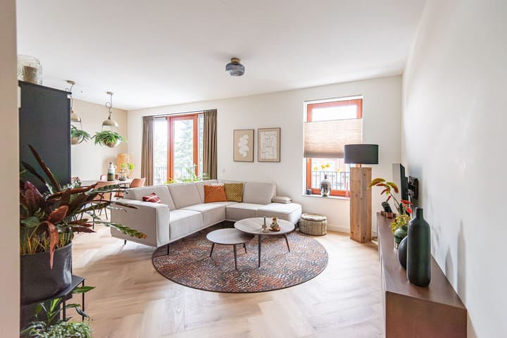 Foto 2 van F B Deurvorststraat 65