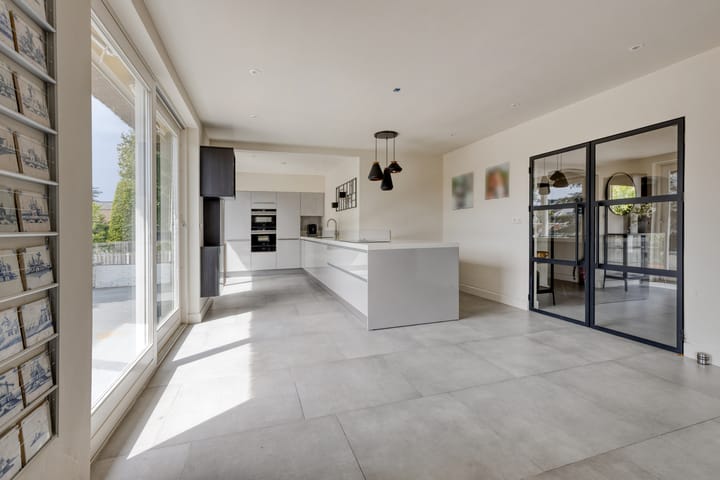 Photo 10 of Kaaistraat 27