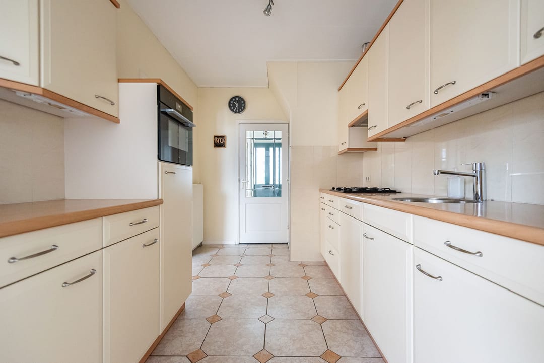 Photo 11 of Dr Schaepmanstraat 48