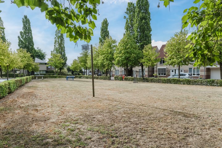 Foto 28 van Eikenbeemd 35