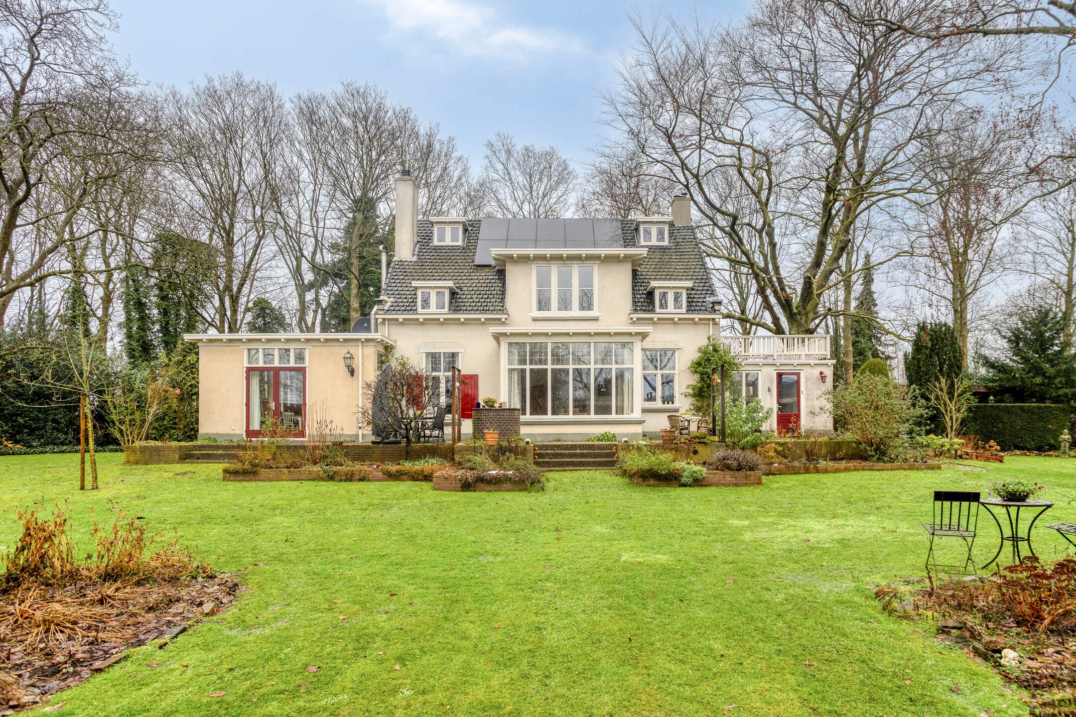 Buying a house in The Netherlands., Stationsweg 3