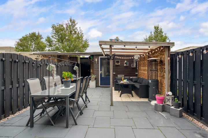 Photo 2 of Chico Mendesring 33