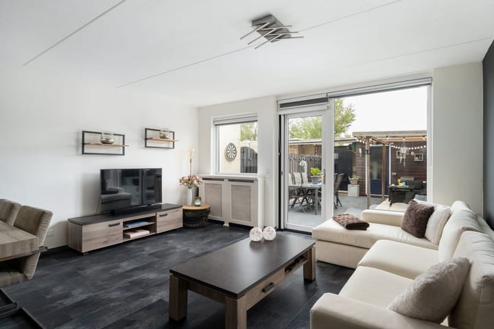 Foto 5 van Chico Mendesring 33