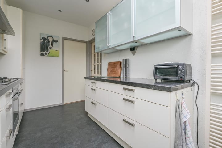 Foto 15 van Karel Doormanlaan 36