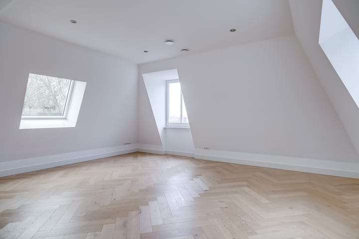 Foto 4 van Bemuurde Weerd O.Z. 42-E