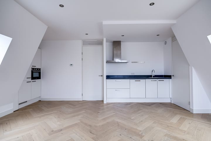 Foto 9 van Bemuurde Weerd O.Z. 42-E