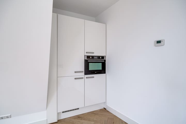 Foto 11 van Bemuurde Weerd O.Z. 42-E