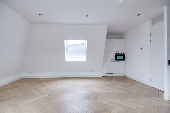 Foto 14 van Bemuurde Weerd O.Z. 42-E