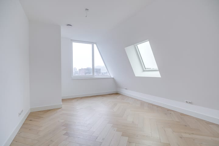 Foto 18 van Bemuurde Weerd O.Z. 42-E