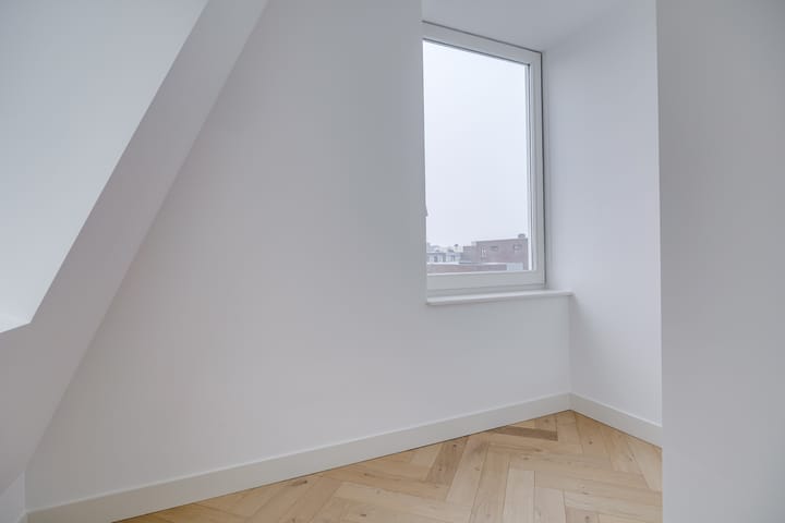 Foto 21 van Bemuurde Weerd O.Z. 42-E