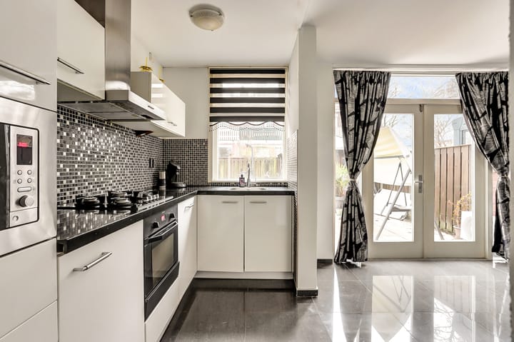 Foto 11 van Hendrik van Winkelhofstraat 4