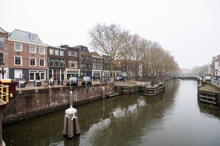 Foto 37 van Bemuurde Weerd O.Z. 42-E