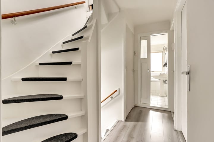 Foto 25 van Hendrik van Winkelhofstraat 4