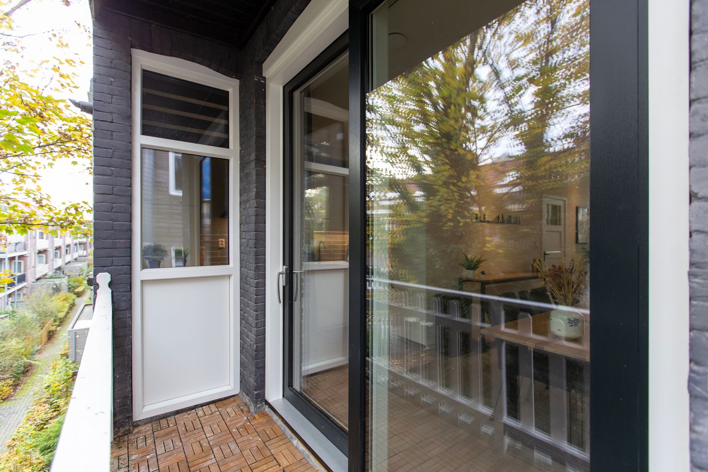 Photo 14 of Watergeusstraat 4-B02